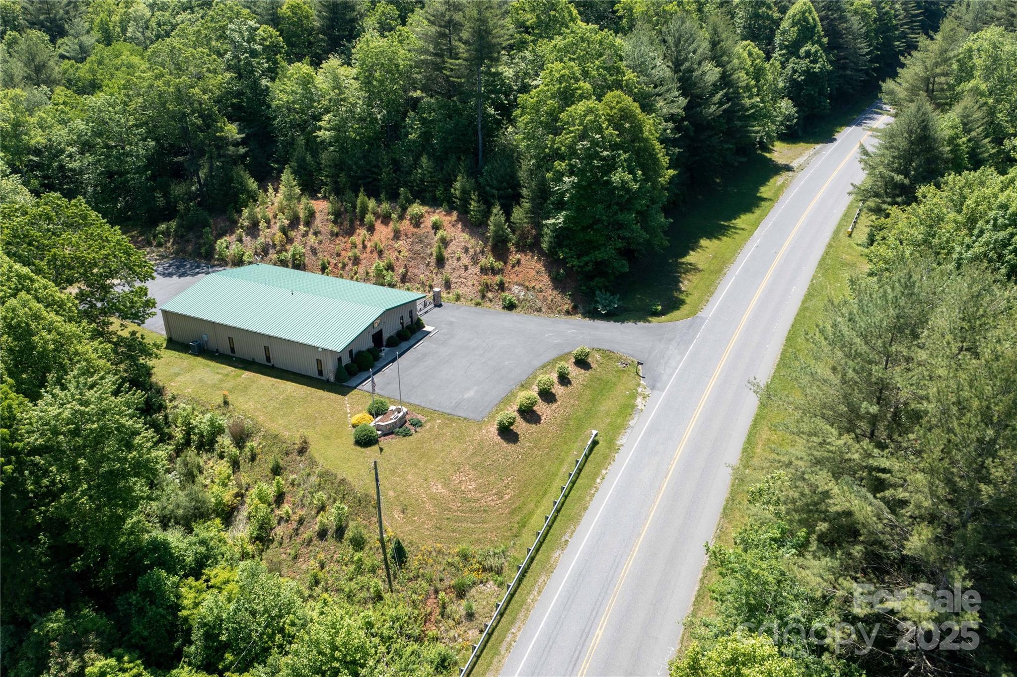6573 S Nc Highway 226 Highway Spruce Pine NC 28777