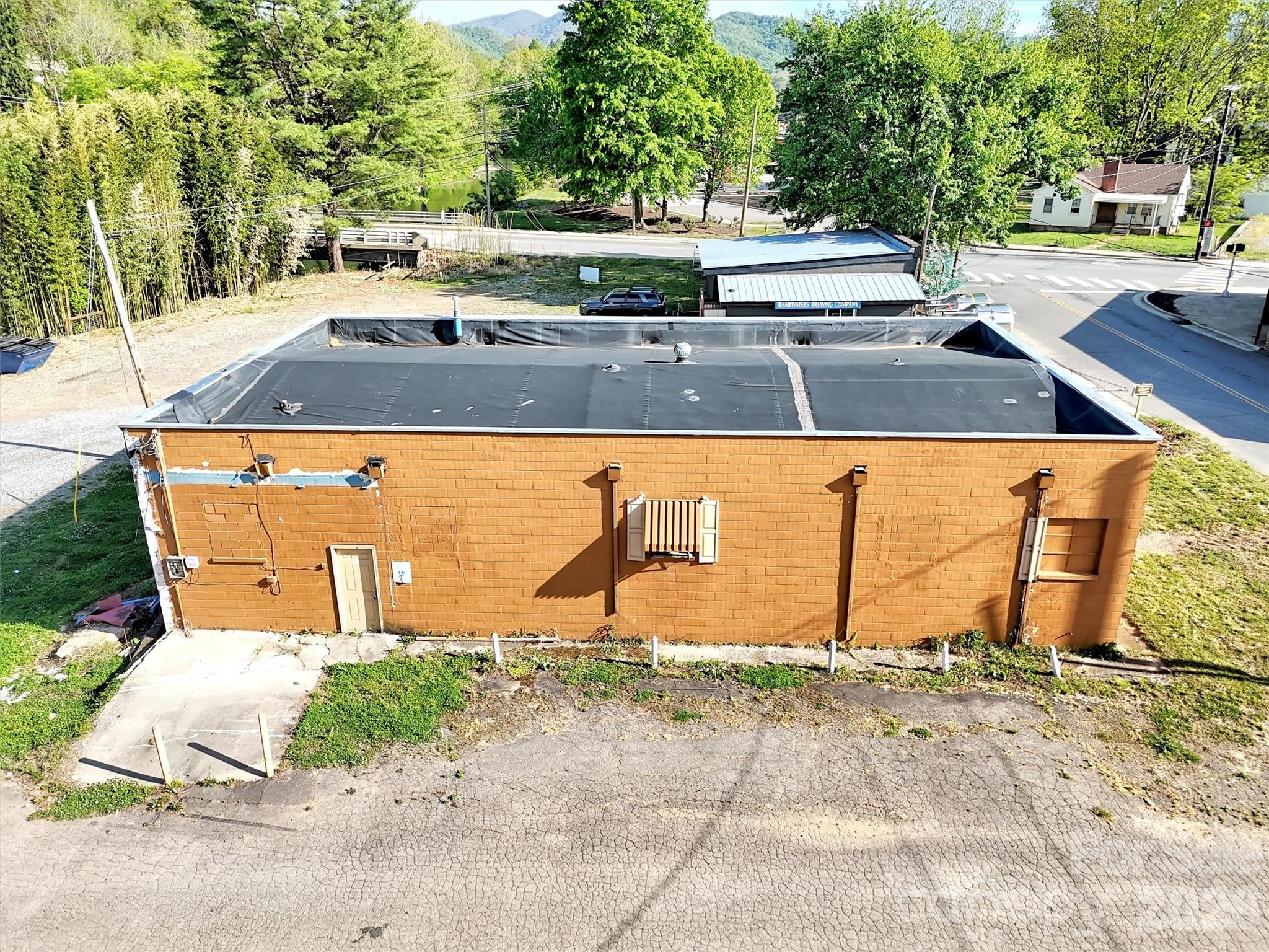 31 Penland Street Canton NC 28716