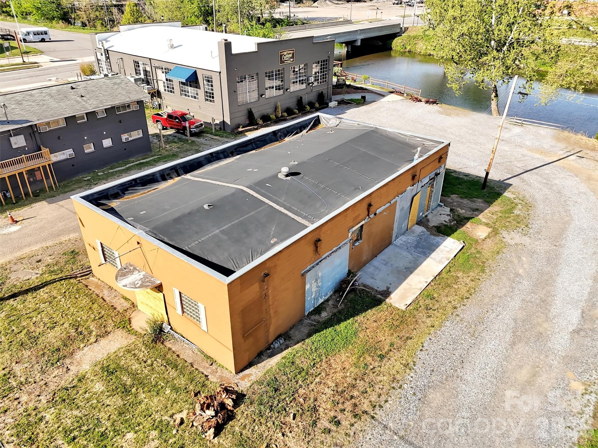31 Penland Street Canton NC 28716