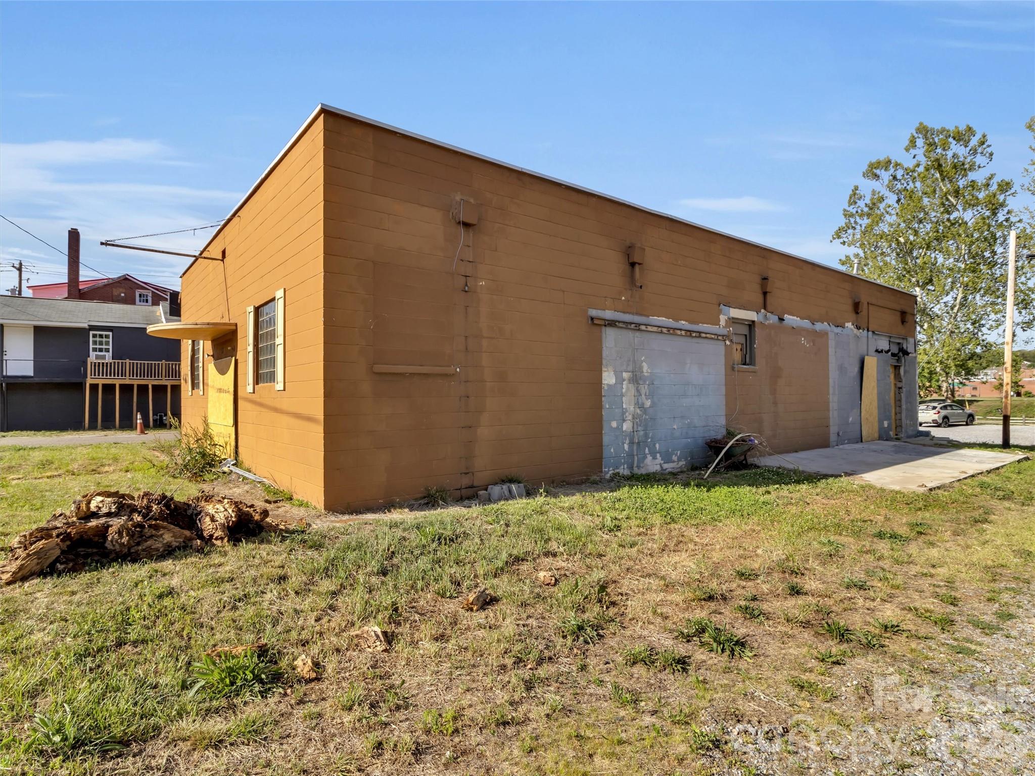 31 Penland Street Canton NC 28716