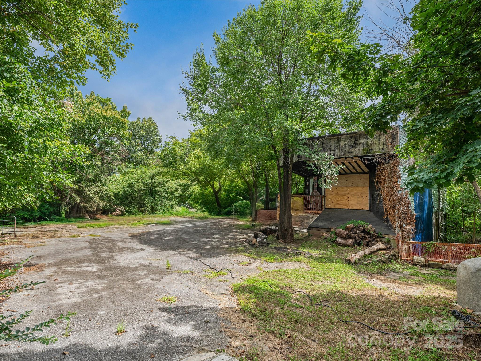 220, 226 & 99999 Hazel Mill Road Asheville NC 28806