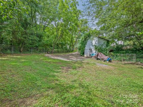 220, 226 & 99999 Hazel Mill Road Asheville NC 28806