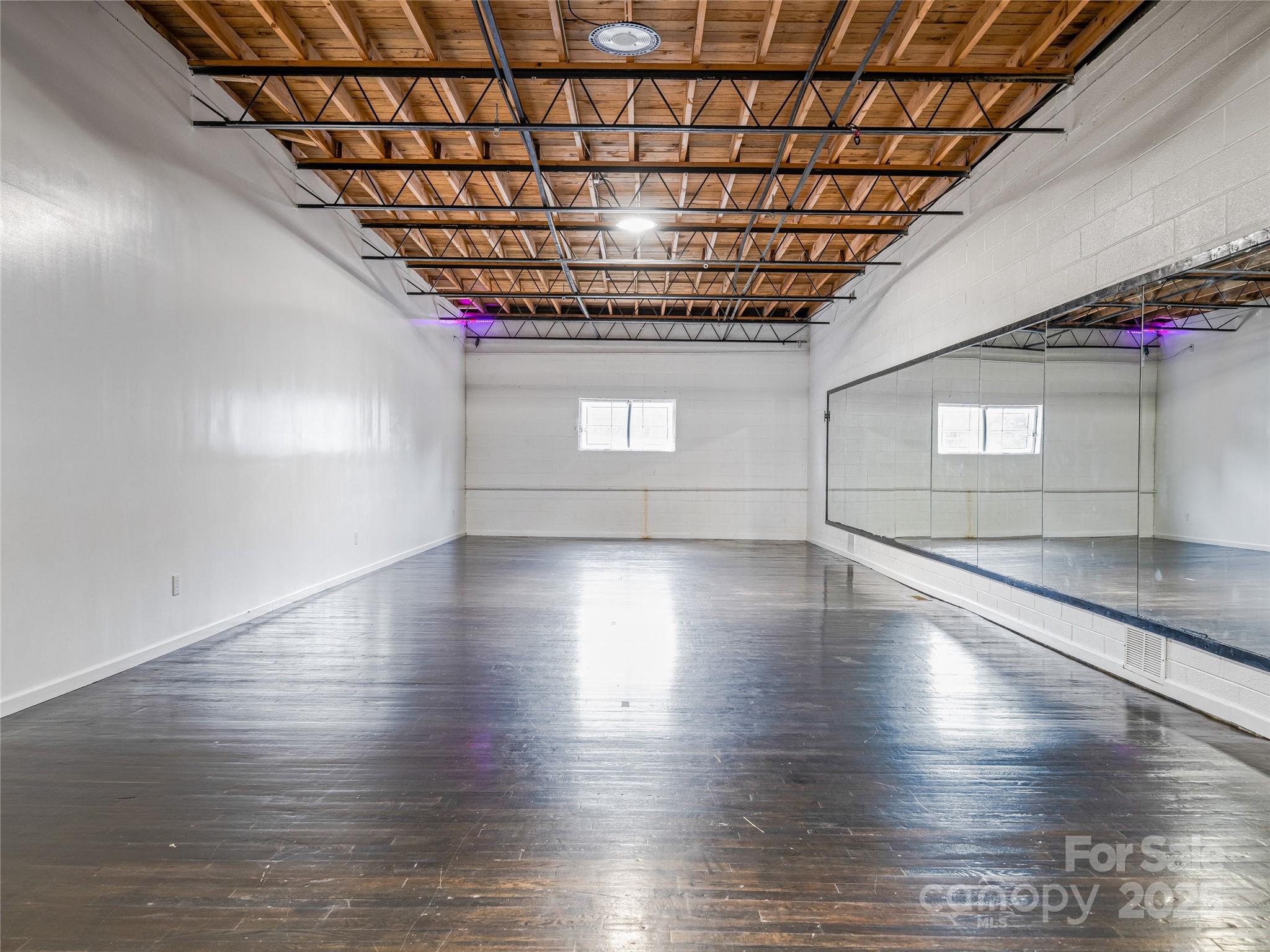 105 W Henderson Street Marion NC 28752