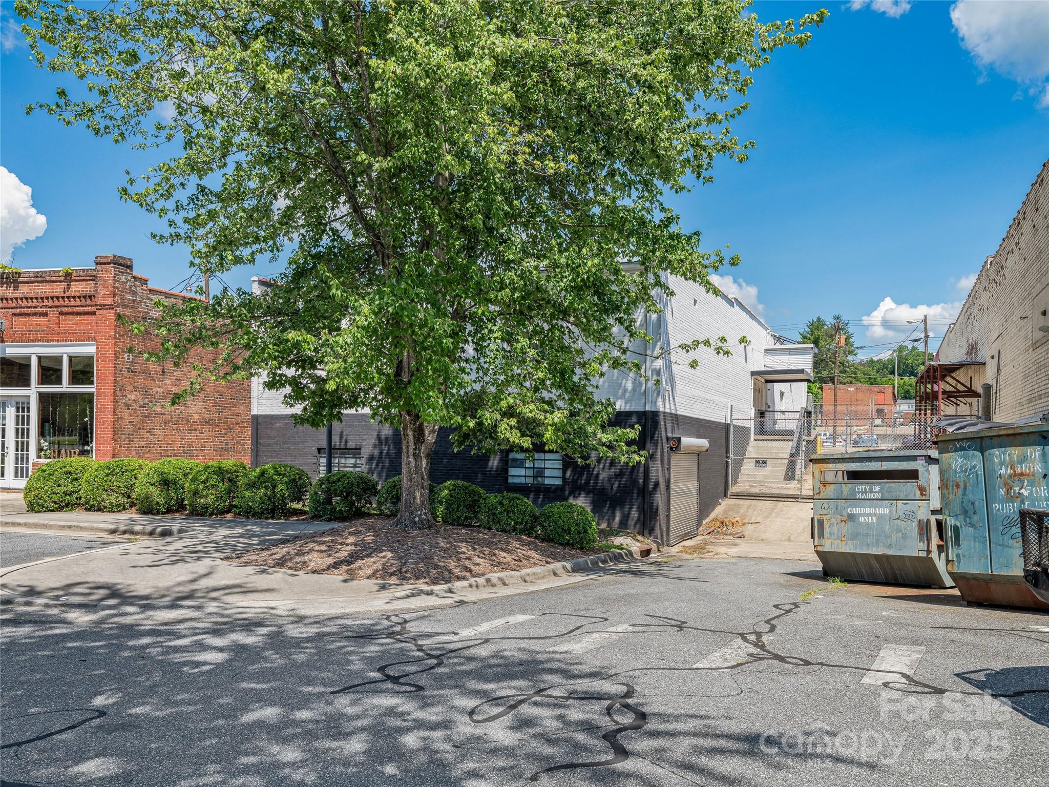 105 W Henderson Street Marion NC 28752