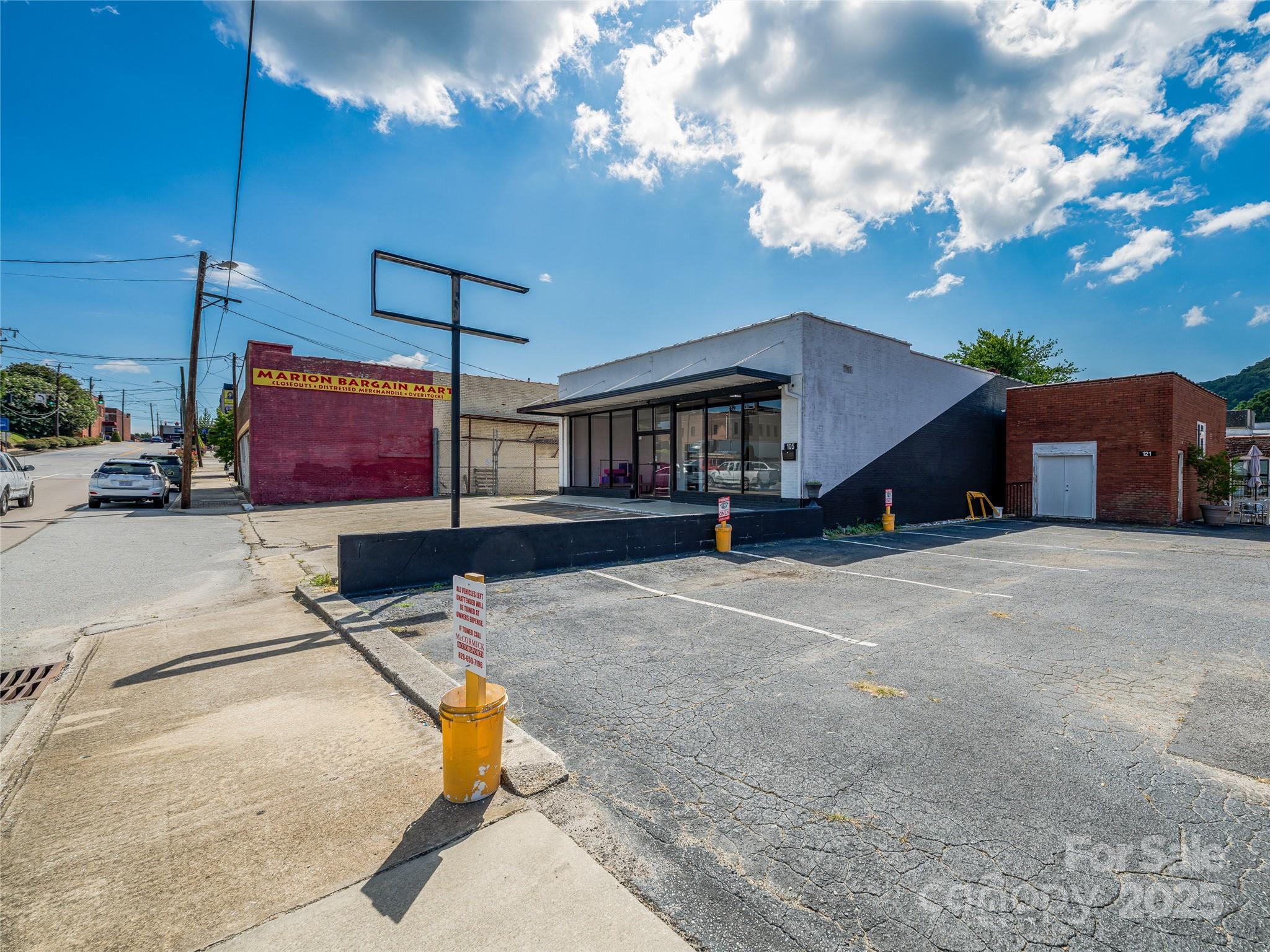 105 W Henderson Street Marion NC 28752