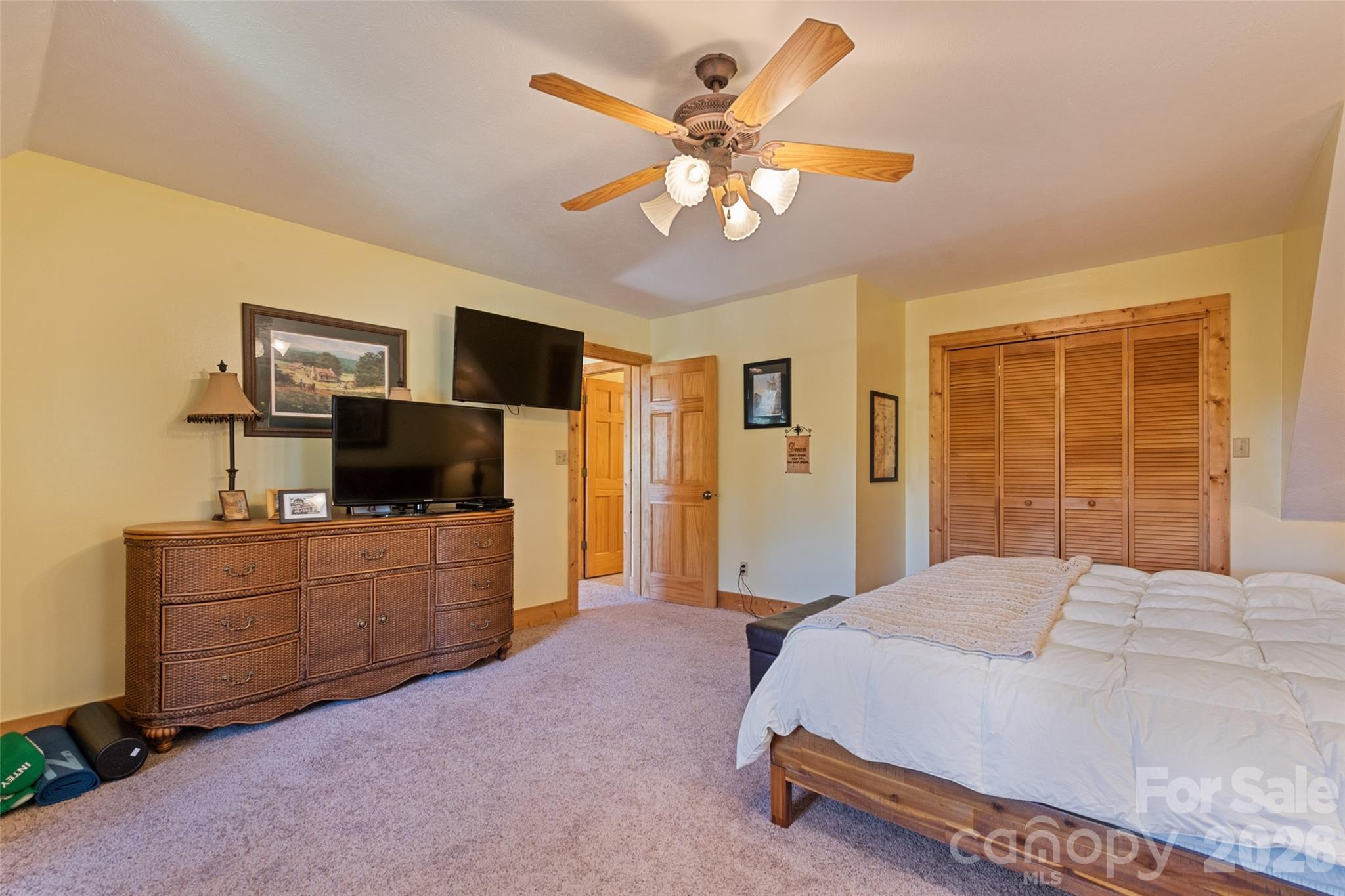 26 Gaddis Branch Road Maggie Valley NC 28751