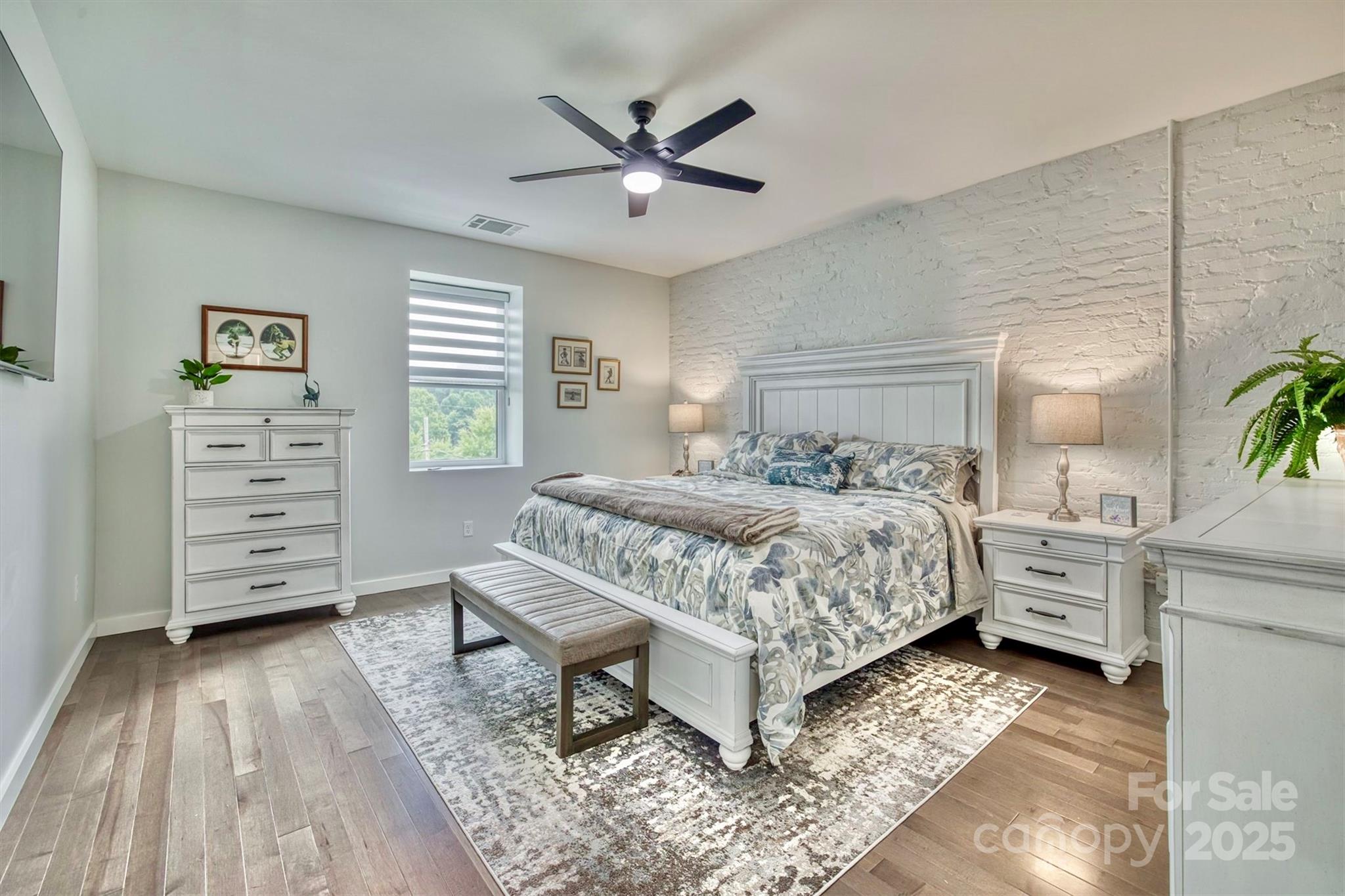 118 Mulberry Street NW Lenoir NC 28645