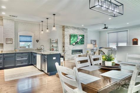 118 Mulberry Street NW Lenoir NC 28645