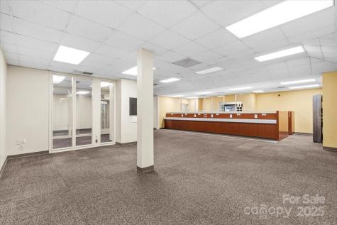 704 N Cannon Boulevard Kannapolis NC 28083