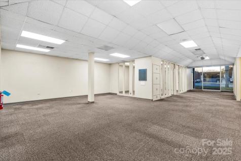 704 N Cannon Boulevard Kannapolis NC 28083