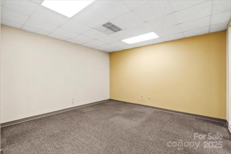 704 N Cannon Boulevard Kannapolis NC 28083