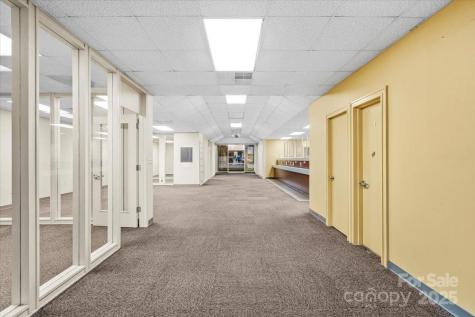 704 N Cannon Boulevard Kannapolis NC 28083