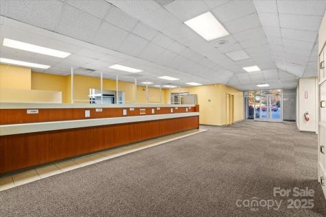 704 N Cannon Boulevard Kannapolis NC 28083
