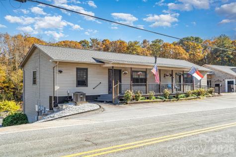 2415 A,b & 2441 S Center Street Hickory NC 28602
