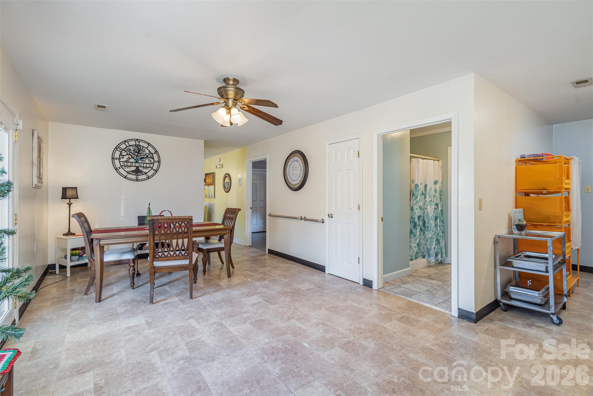 2415 A,b & 2441 S Center Street Hickory NC 28602