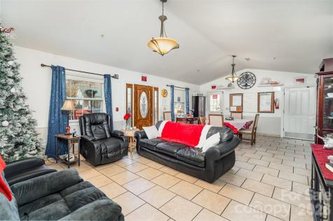 2415 A,b & 2441 S Center Street Hickory NC 28602