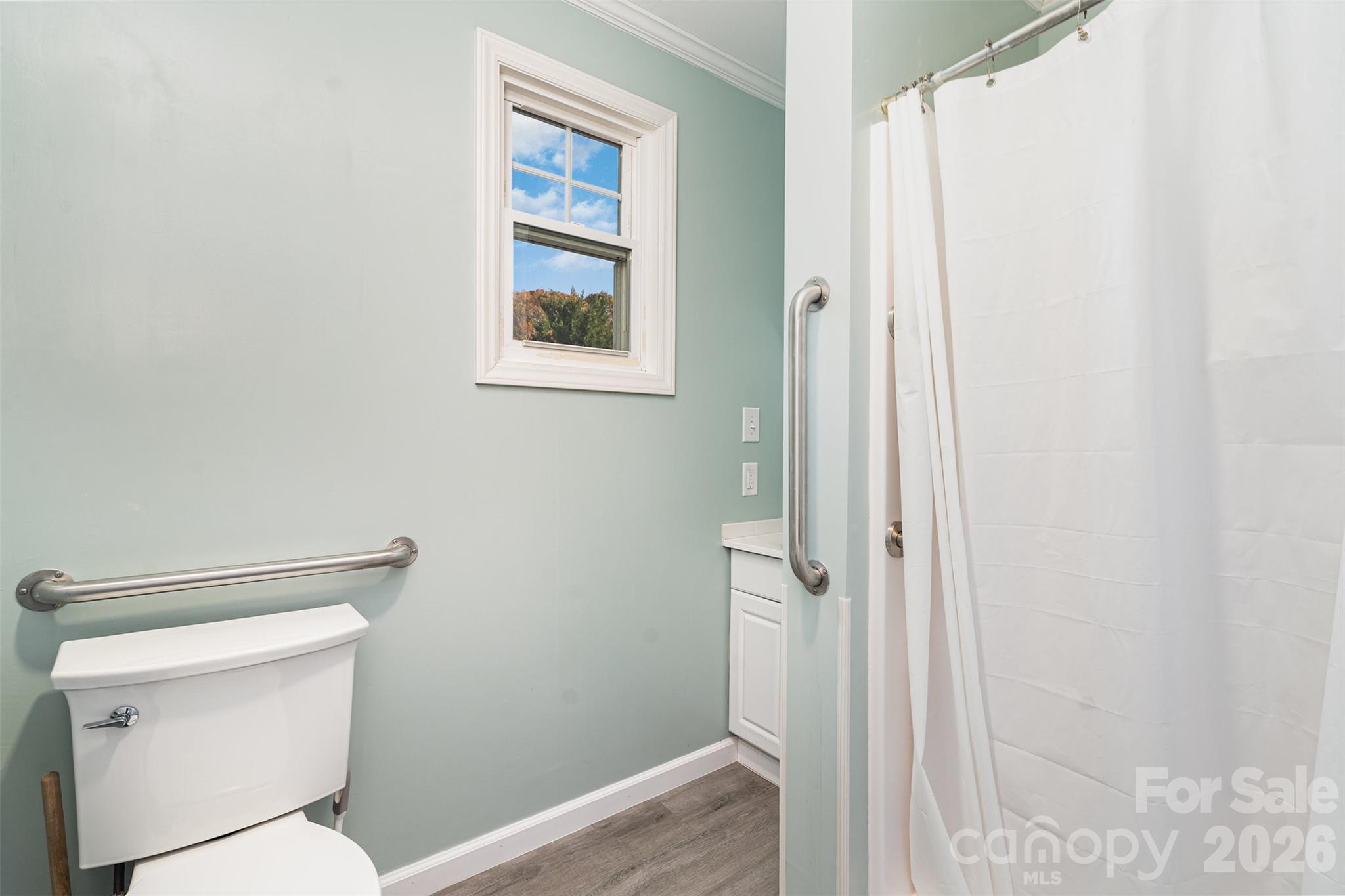 2415 A,b & 2441 S Center Street Hickory NC 28602