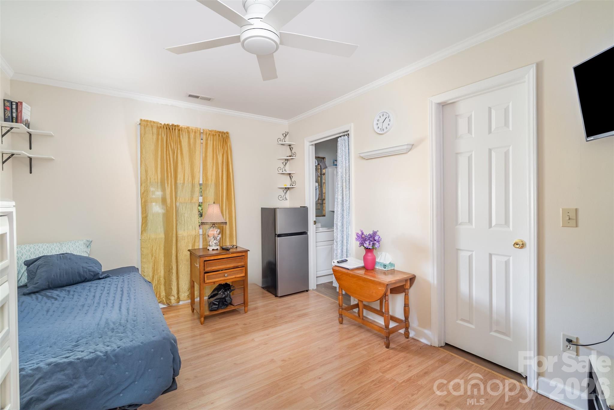 2415 A,b & 2441 S Center Street Hickory NC 28602