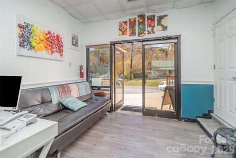 2415 A,b & 2441 S Center Street Hickory NC 28602