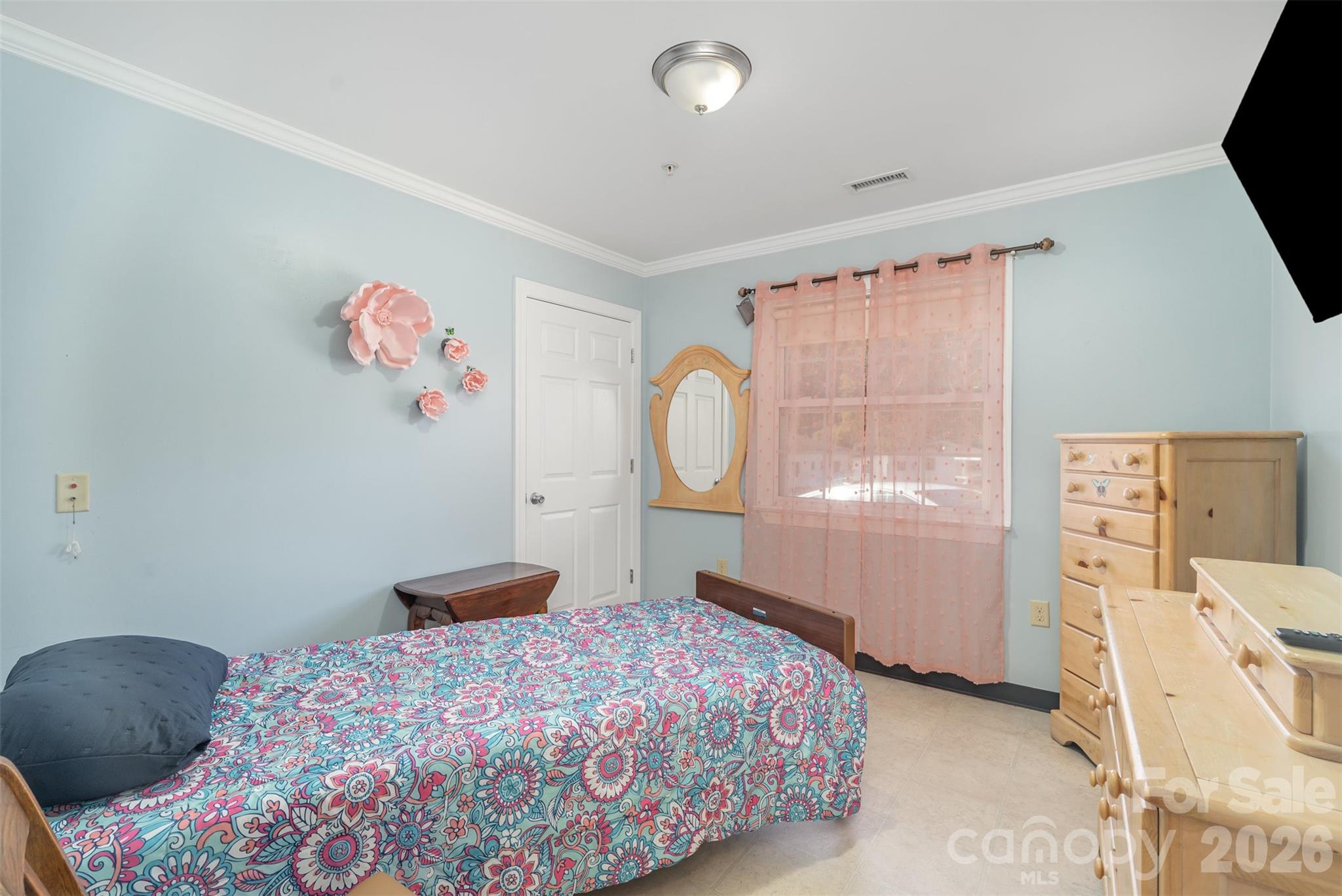 2415 A,b & 2441 S Center Street Hickory NC 28602