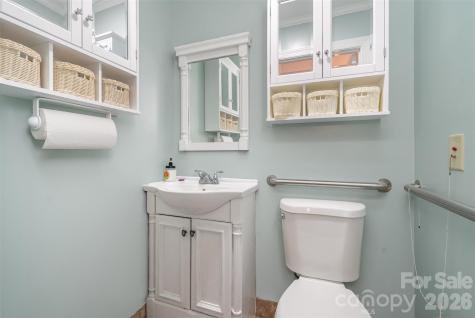 2415 A,b & 2441 S Center Street Hickory NC 28602