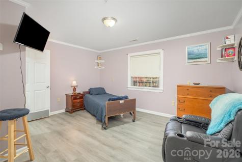 2415 A,b & 2441 S Center Street Hickory NC 28602