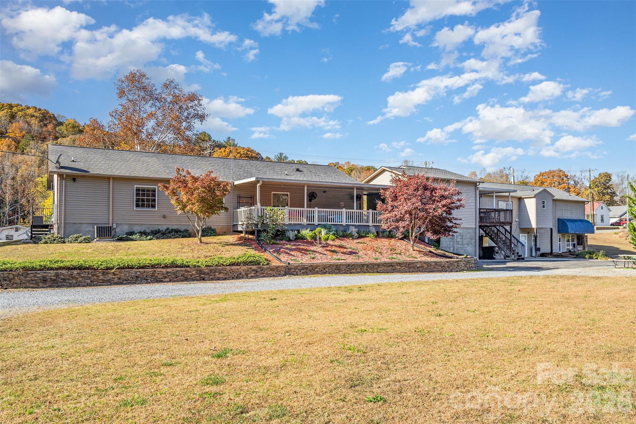2415 A,b & 2441 S Center Street Hickory NC 28602