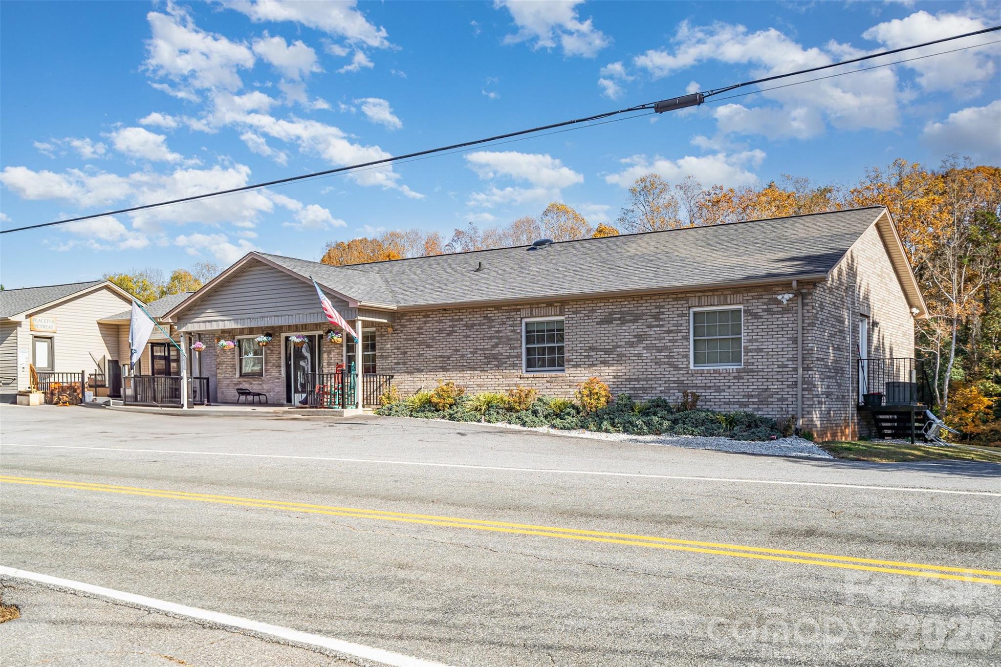 2415 A,b & 2441 S Center Street Hickory NC 28602