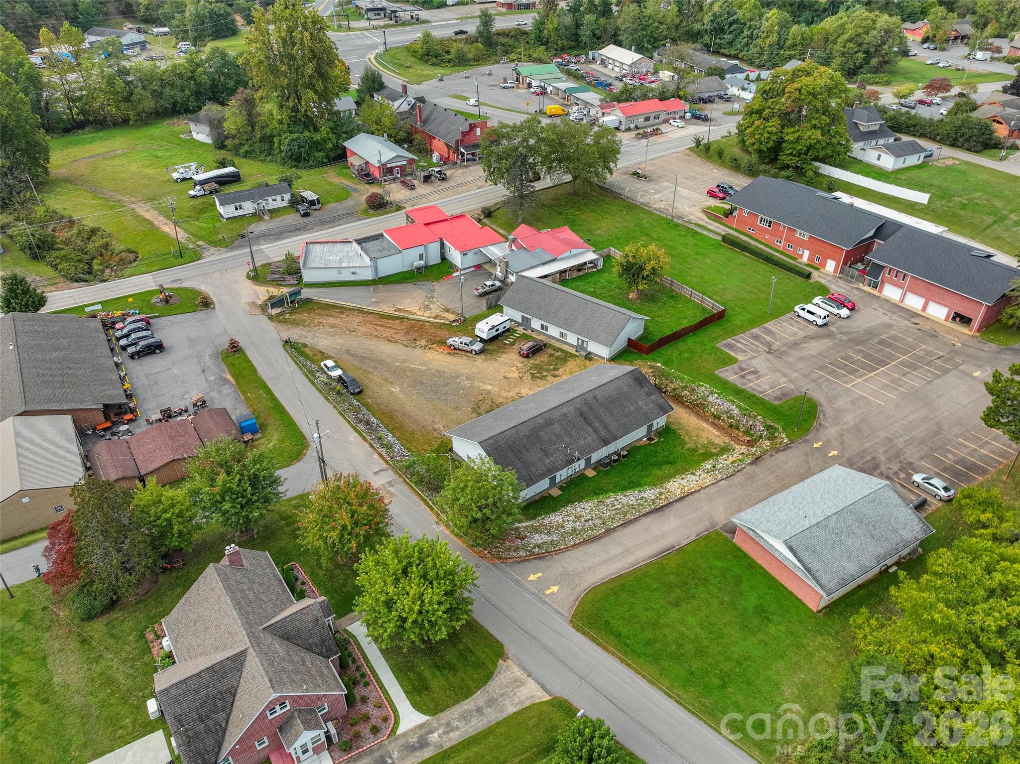 505 E Main Street Burnsville NC 28714