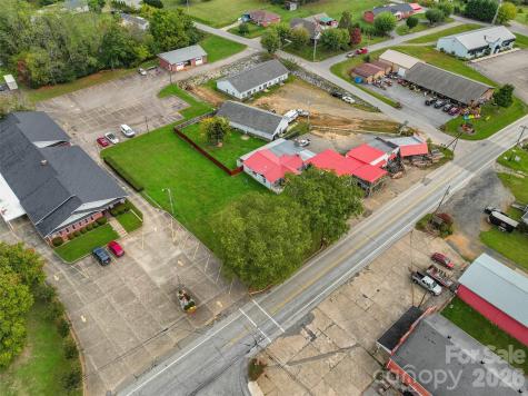505 E Main Street Burnsville NC 28714