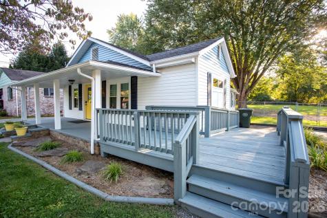 95 Elysinia Avenue Waynesville NC 28786