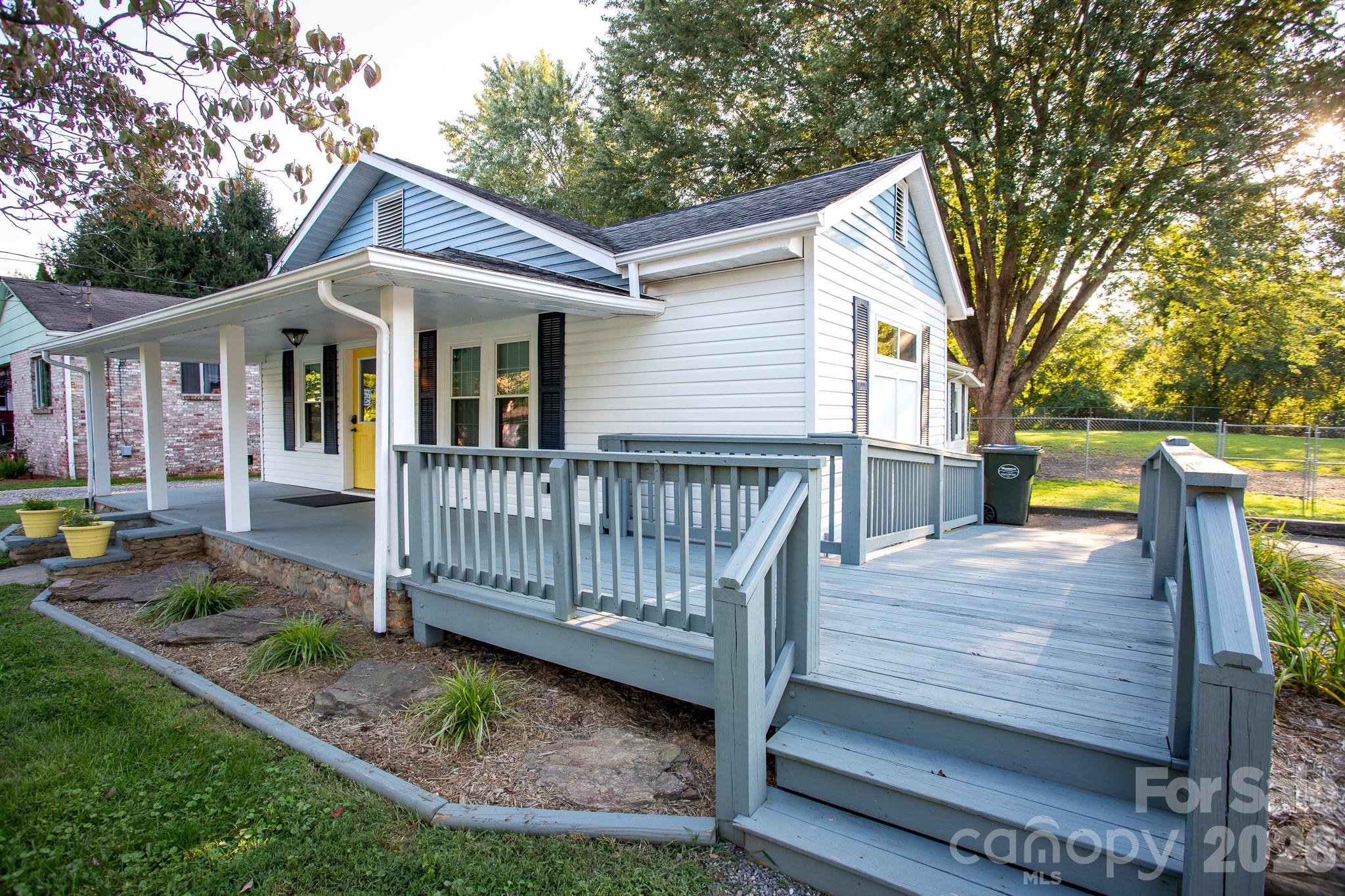 95 Elysinia Avenue Waynesville NC 28786