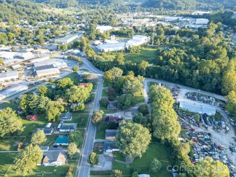 95 Elysinia Avenue Waynesville NC 28786
