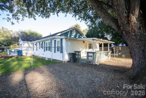95 Elysinia Avenue Waynesville NC 28786