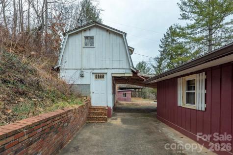 175 & 179 River Lane Canton NC 28716
