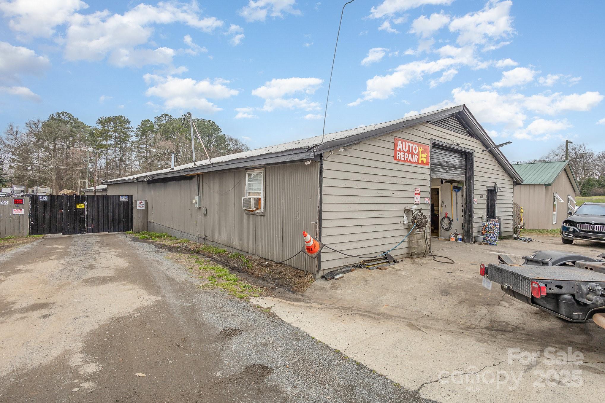 528 Charles Street Matthews NC 28105