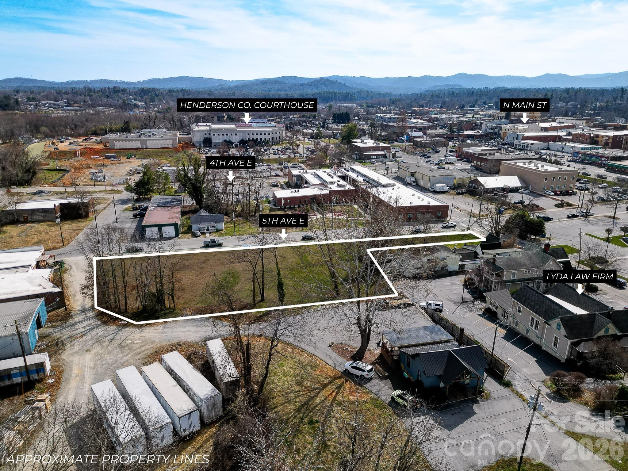 00000 N Grove Street Hendersonville NC 28792