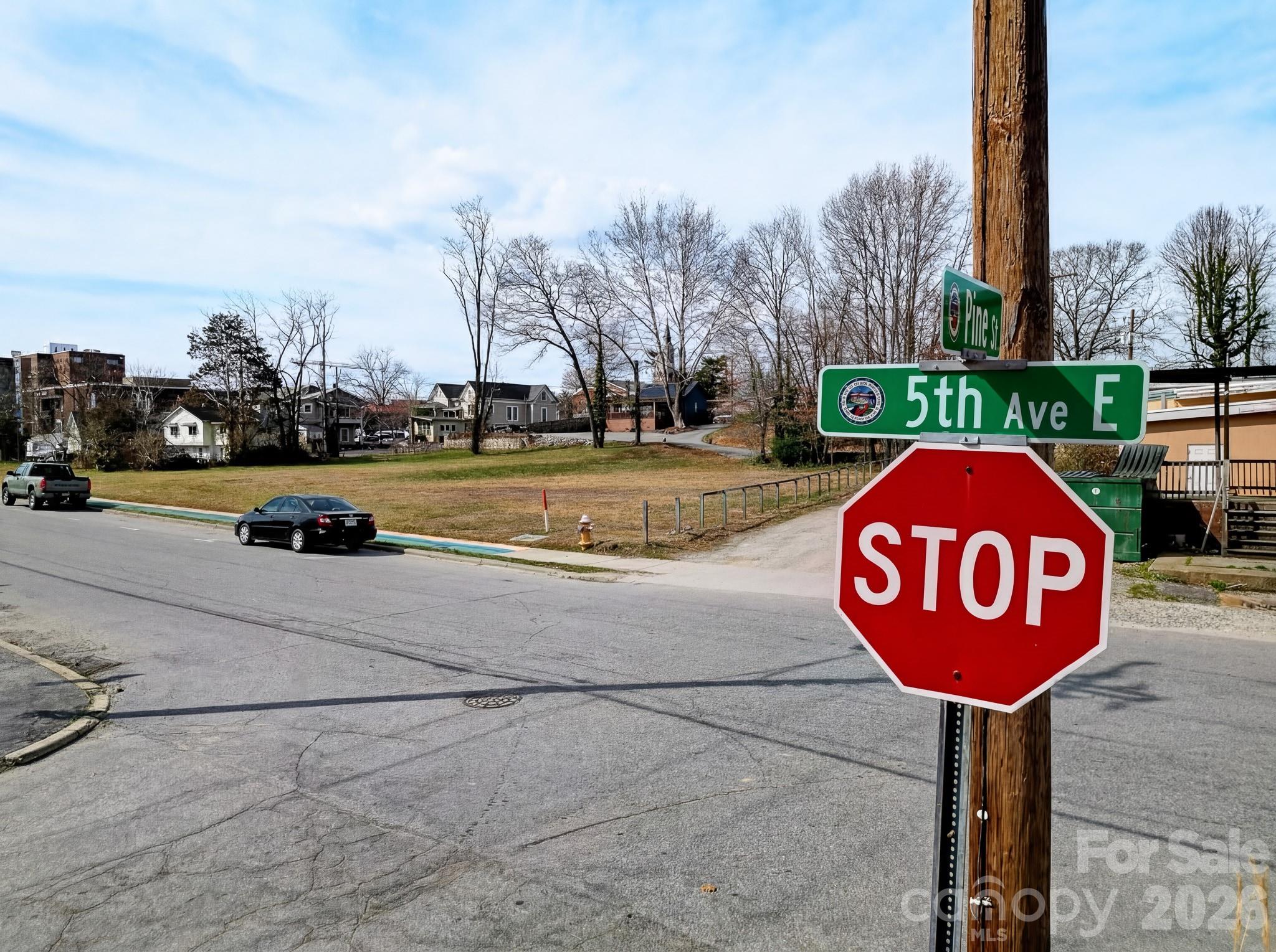 00000 N Grove Street Hendersonville NC 28792