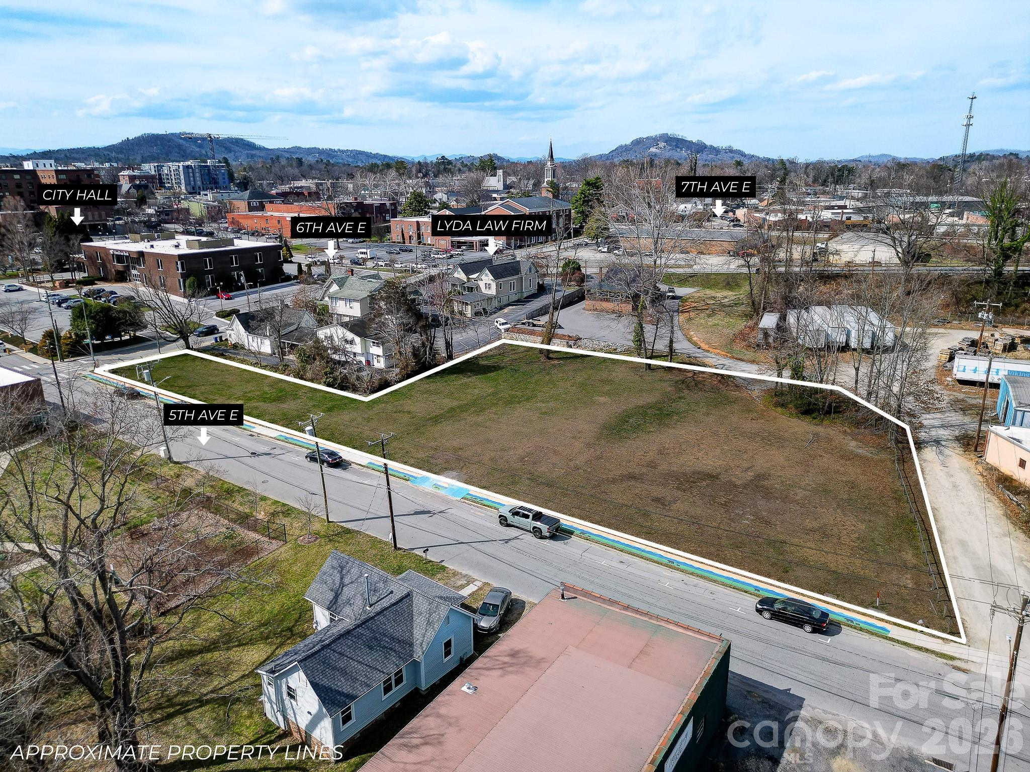 00000 N Grove Street Hendersonville NC 28792