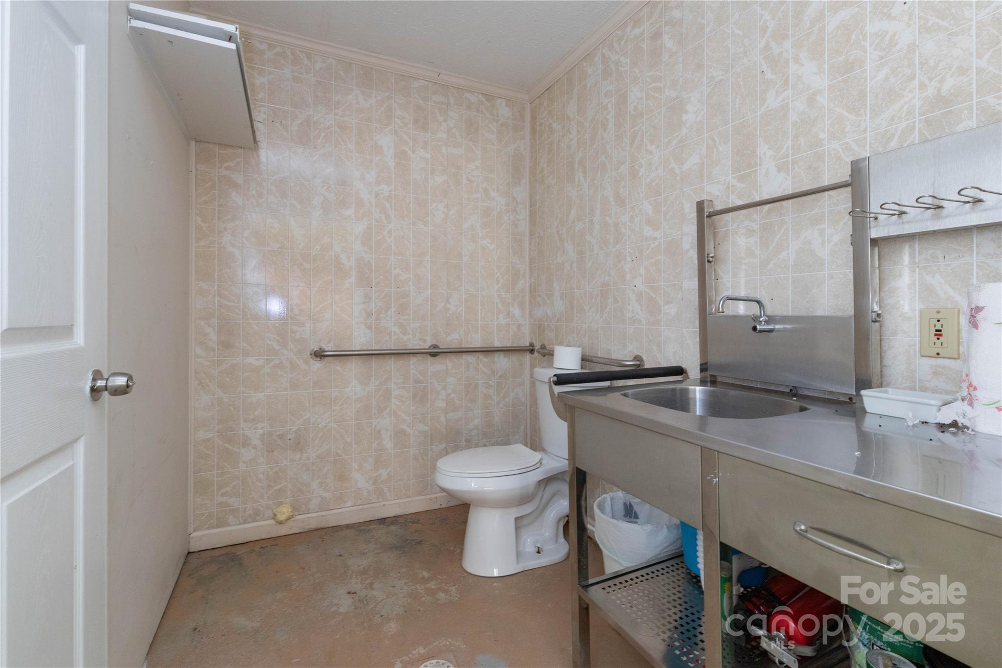 3290 Gerton Highway Gerton NC 28735