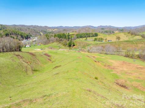 4634 N Highway 421 Highway N Vilas NC 28692