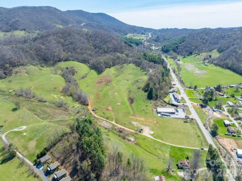 4634 N Highway 421 Highway N Vilas NC 28692