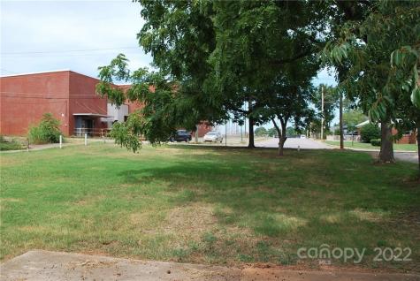 204 N Oakland Avenue Statesville NC 28677