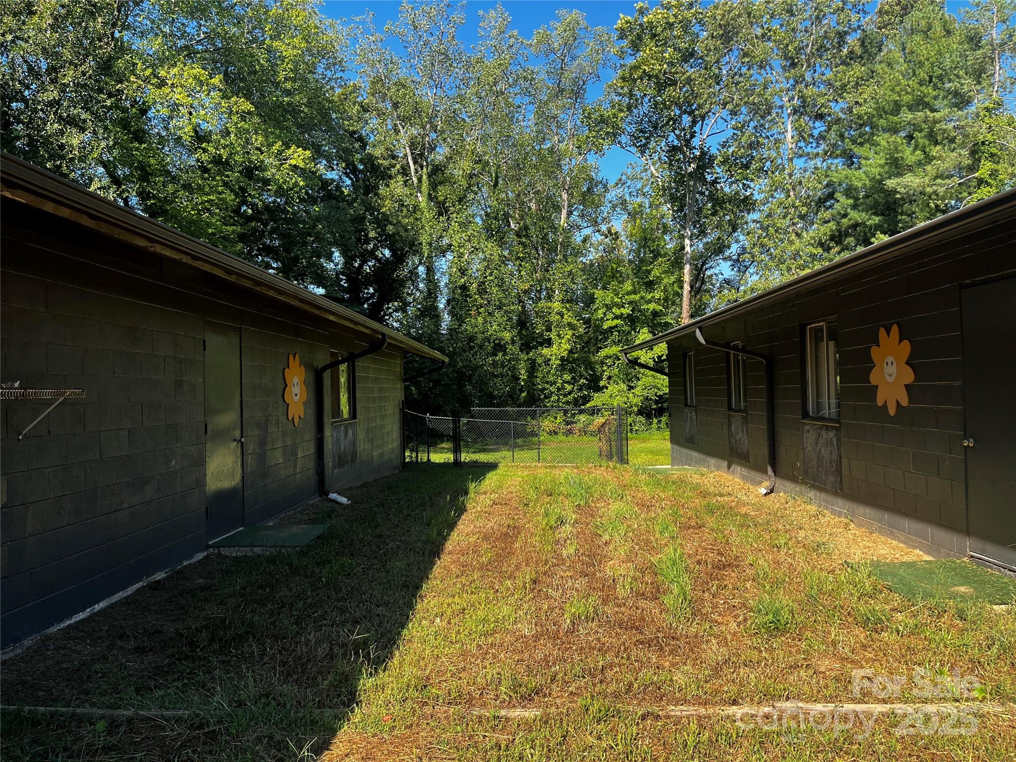 925 NE 5th Street NE Hickory NC 28601