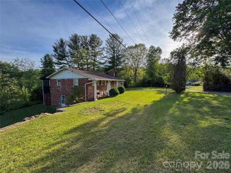 70 Winchester Drive Waynesville NC 28785