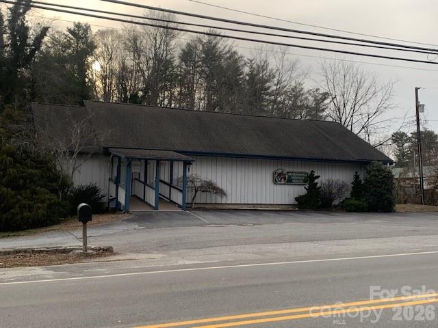 1001 Greenville Highway Hendersonville NC 28792