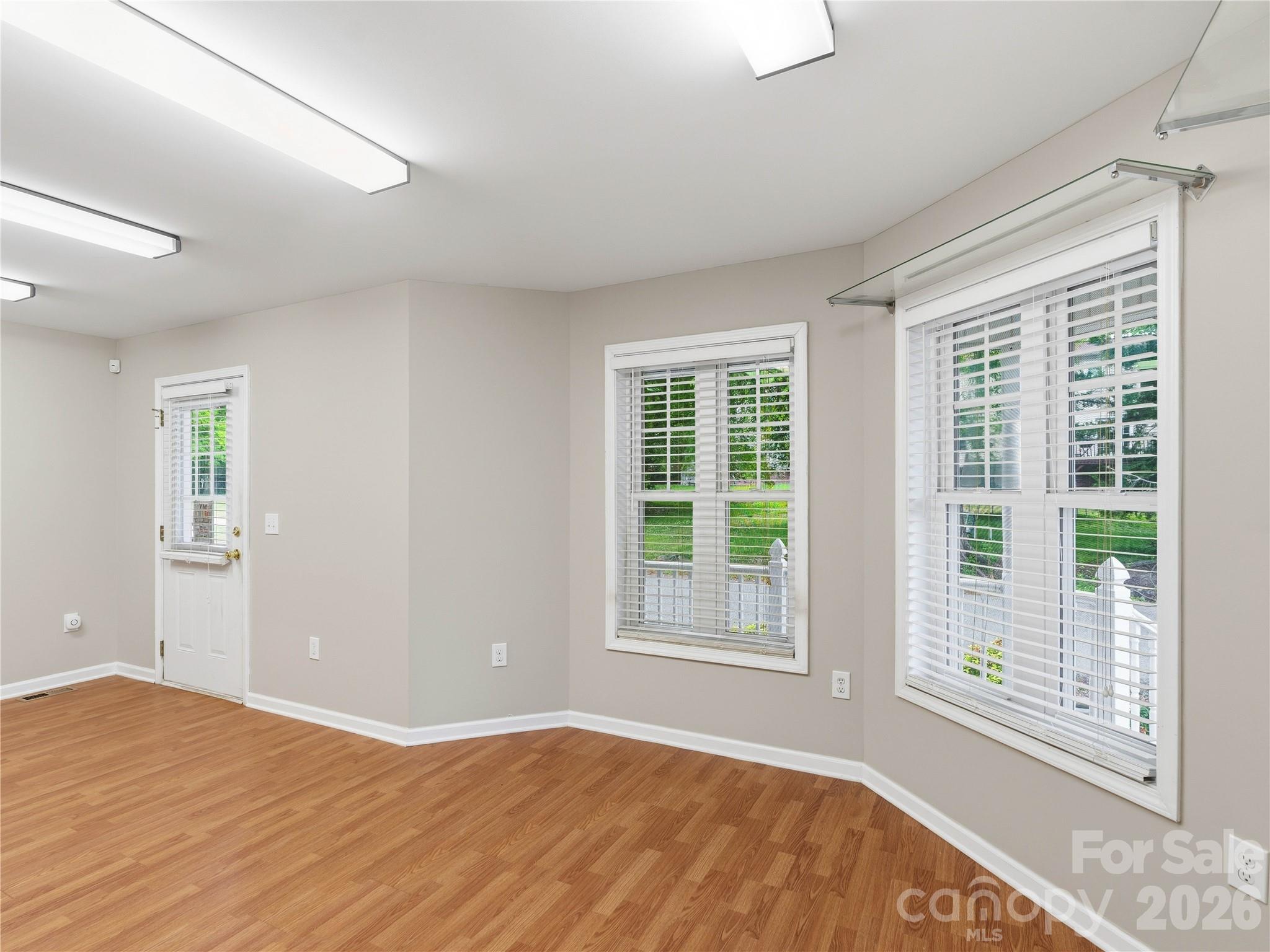 4423 Railroad Avenue Harrisburg NC 28075
