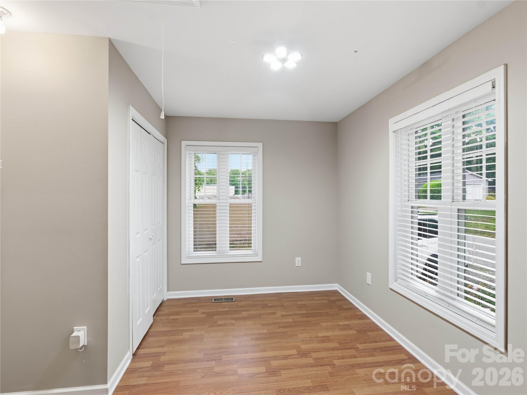 4423 Railroad Avenue Harrisburg NC 28075