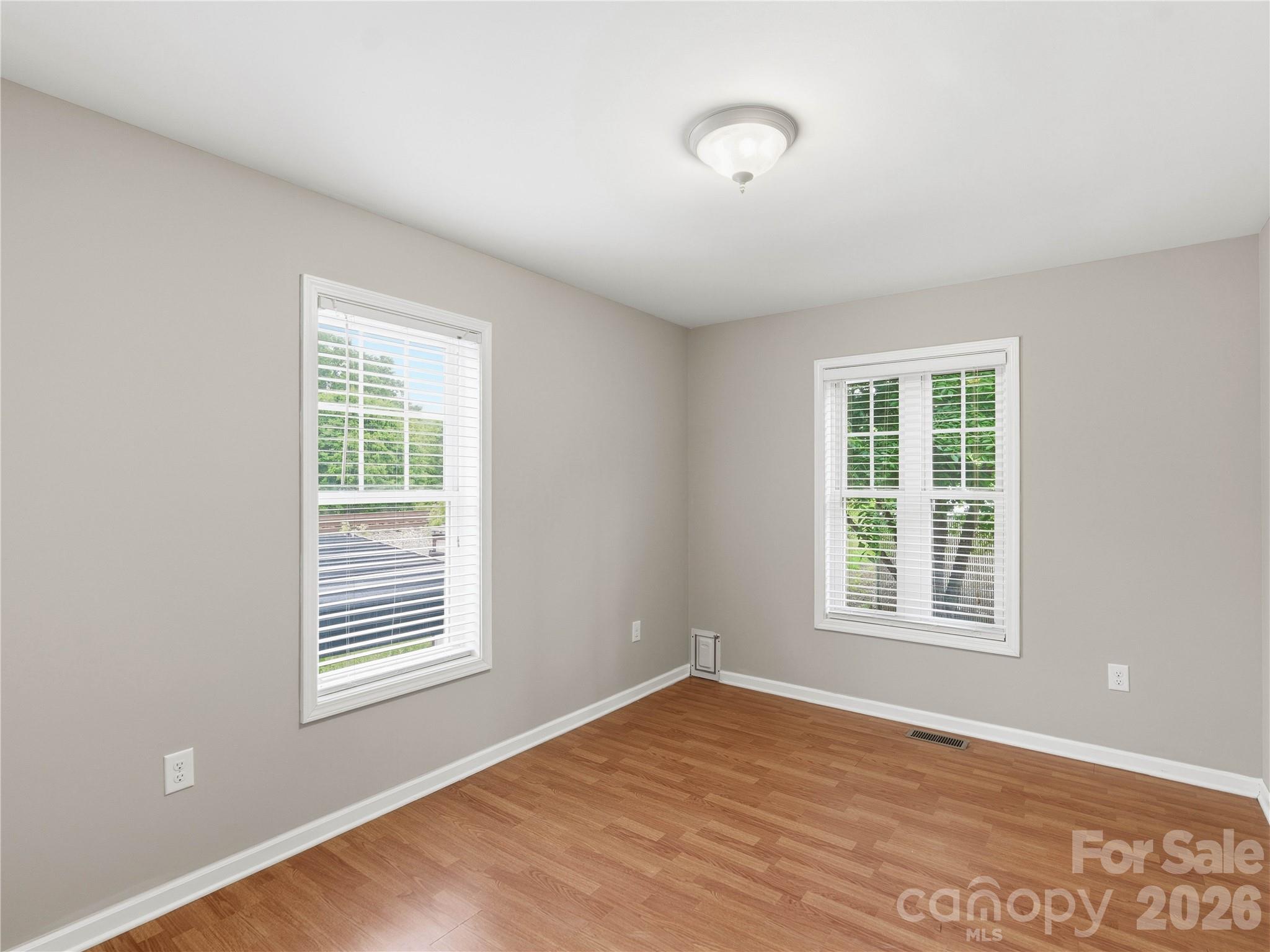 4423 Railroad Avenue Harrisburg NC 28075