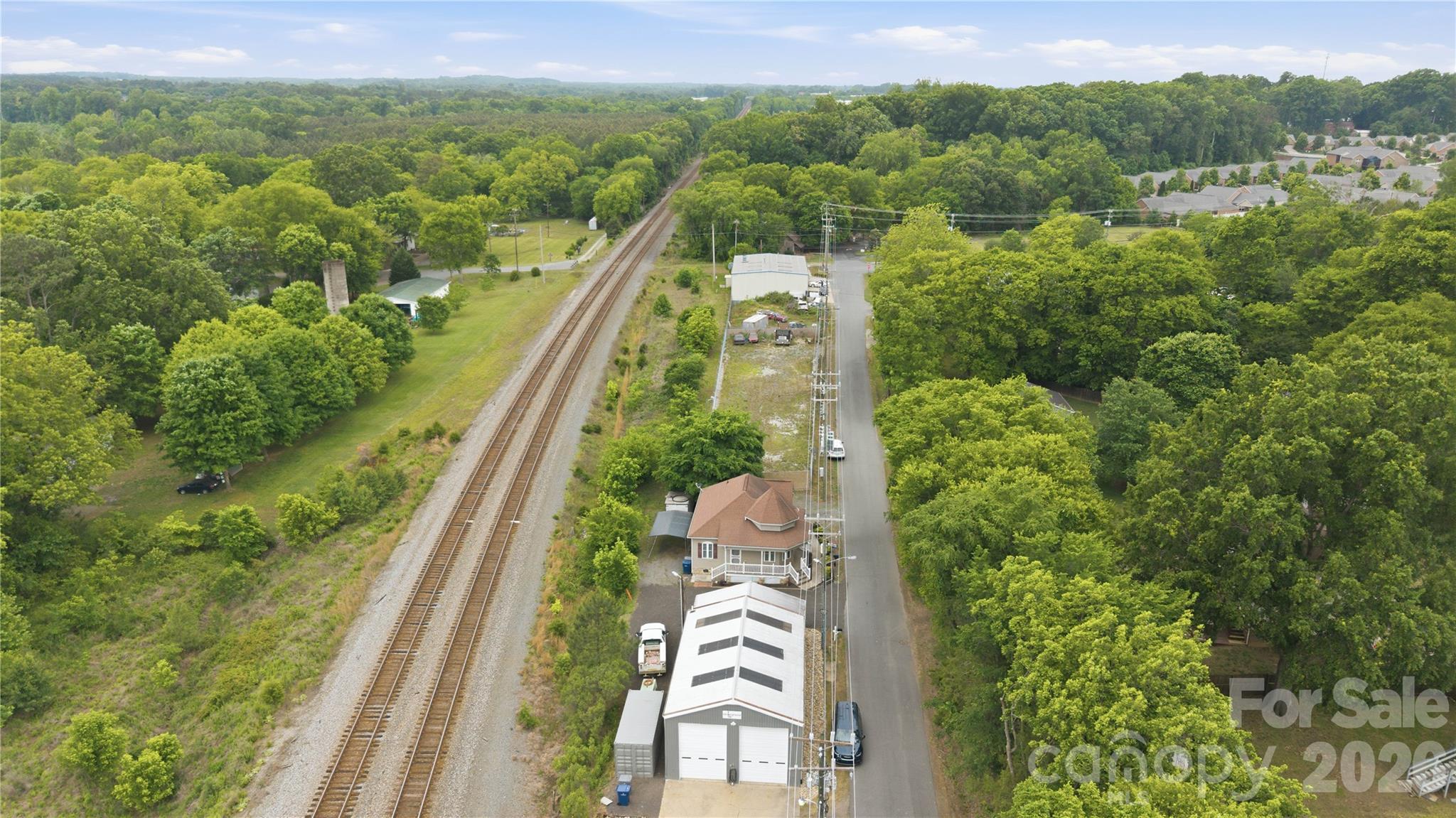 4423 Railroad Avenue Harrisburg NC 28075